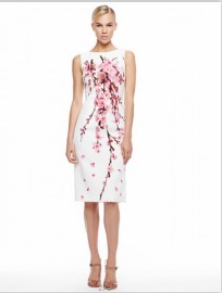 Красивое белое платье с розовым принтом Anne Klein