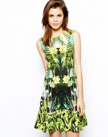 Прелестное летнее платье-сарафан Asos