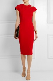 Красное платье-футляр с вырезом на плече Victoria Beckham