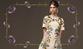 Красивое платье из жаккарда с ярким цветочным рисунком Dolce and Gabbana