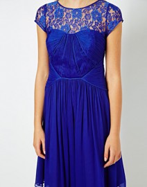 Романтичное синее платье с кружевом Coast