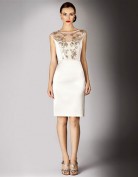 Белое платье-футляр с золотыми паетками Coast